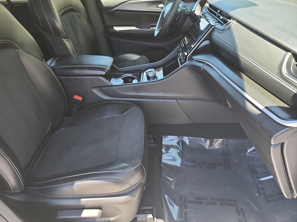 Thumbnail: 2025 Jeep Grand Cherokee - 12
