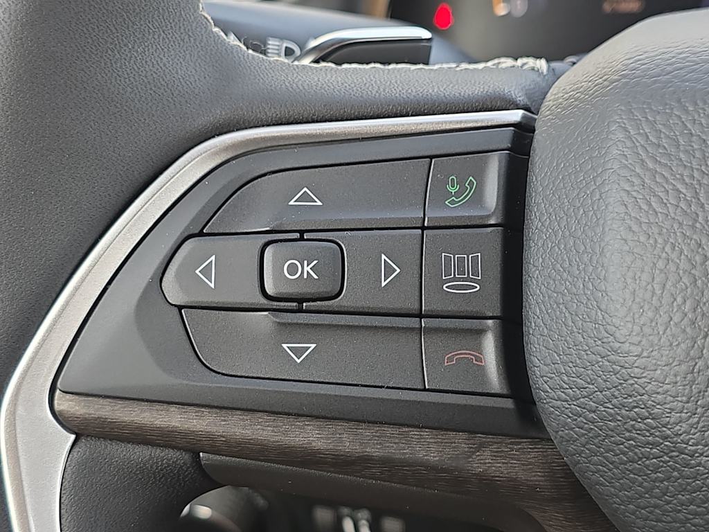 Thumbnail: 2026 Jeep Grand Cherokee - 28