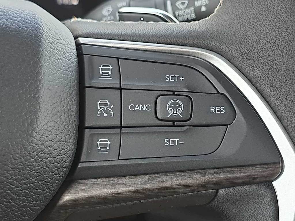 Thumbnail: 2026 Jeep Grand Cherokee - 36