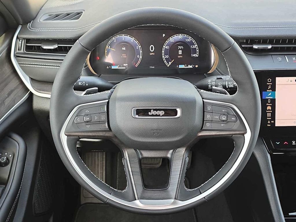 Thumbnail: 2026 Jeep Grand Cherokee - 15