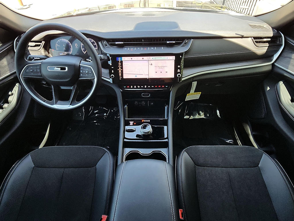 Thumbnail: 2026 Jeep Grand Cherokee - 9