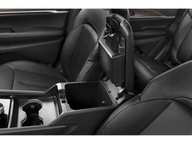 Thumbnail: 2026 Jeep Grand Cherokee - 12