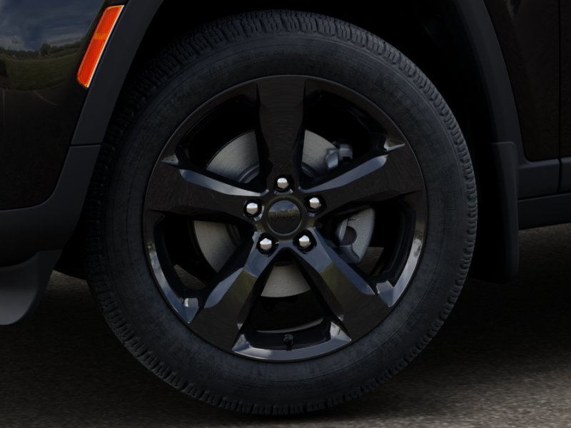 Thumbnail: 2026 Jeep Grand Cherokee - 23