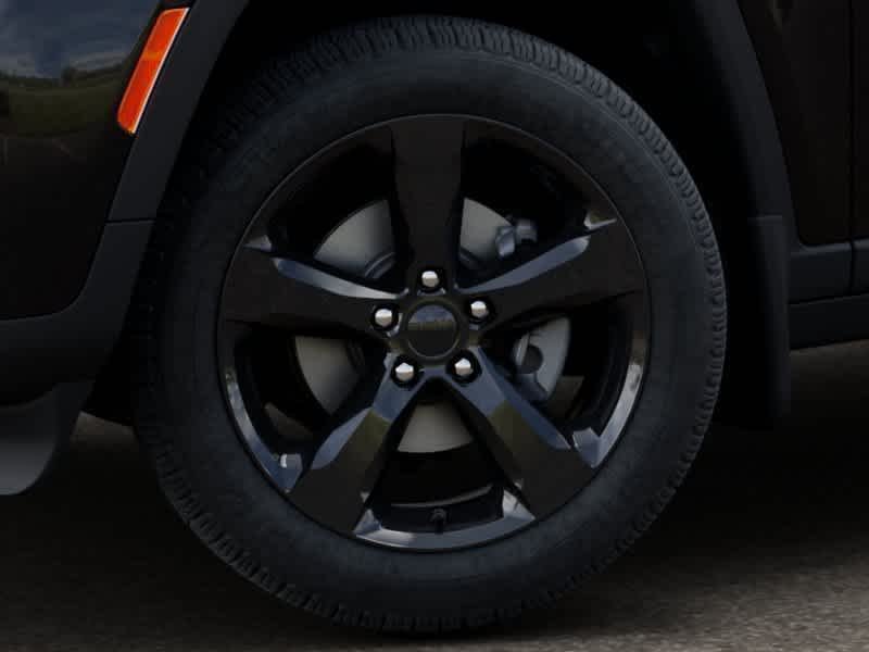 Thumbnail: 2026 Jeep Grand Cherokee - 5