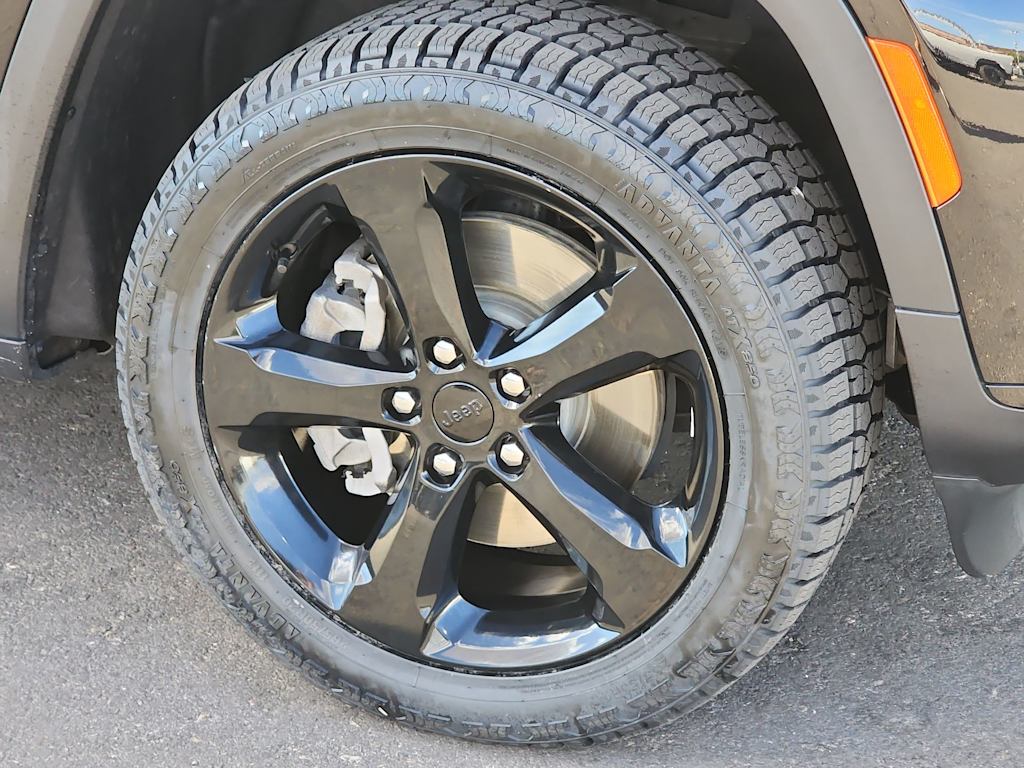 Thumbnail: 2023 Jeep Grand Cherokee L - 7
