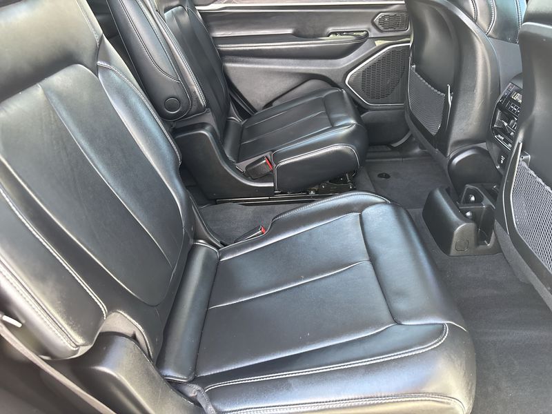 Thumbnail: 2021 Jeep Grand Cherokee L - 13