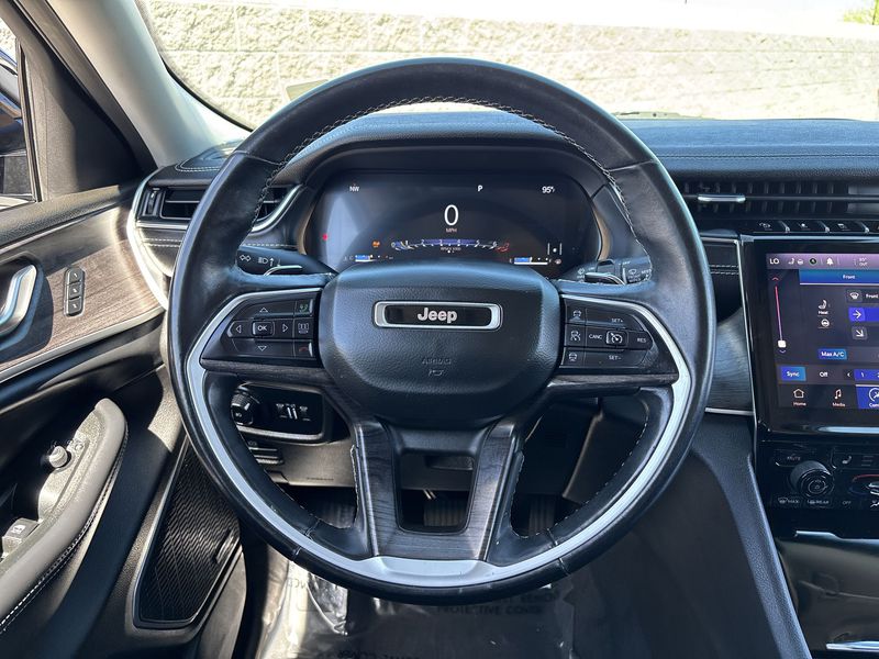 Thumbnail: 2021 Jeep Grand Cherokee L - 15