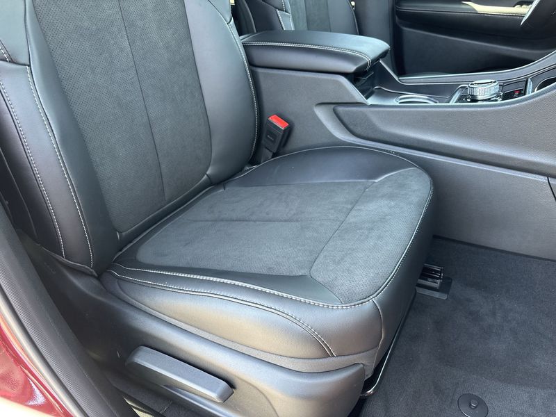 Thumbnail: 2025 Jeep Grand Cherokee L - 12