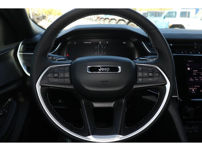 Thumbnail: 2025 Jeep Grand Cherokee L - 14