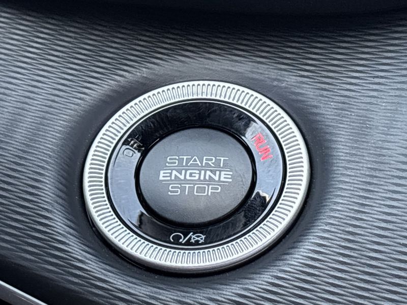 Thumbnail: 2025 Jeep Grand Cherokee L - 25