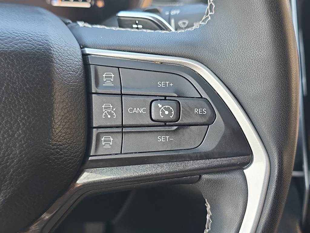 Thumbnail: 2023 Jeep Grand Cherokee L - 27