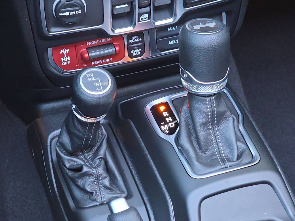 Thumbnail: 2026 Jeep Wrangler - 16