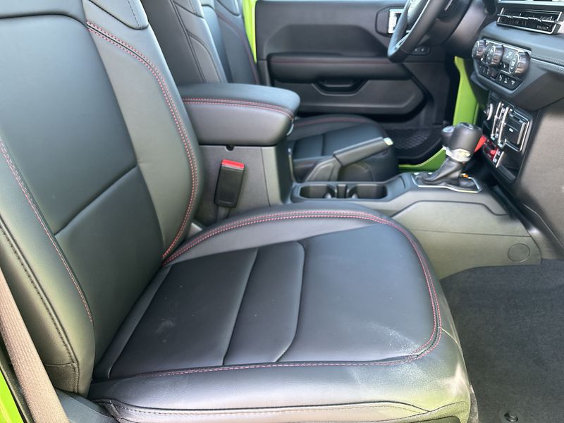 Thumbnail: 2025 Jeep Wrangler - 10