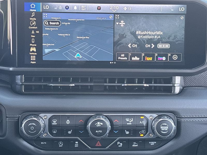 Thumbnail: 2025 Jeep Wrangler - 14