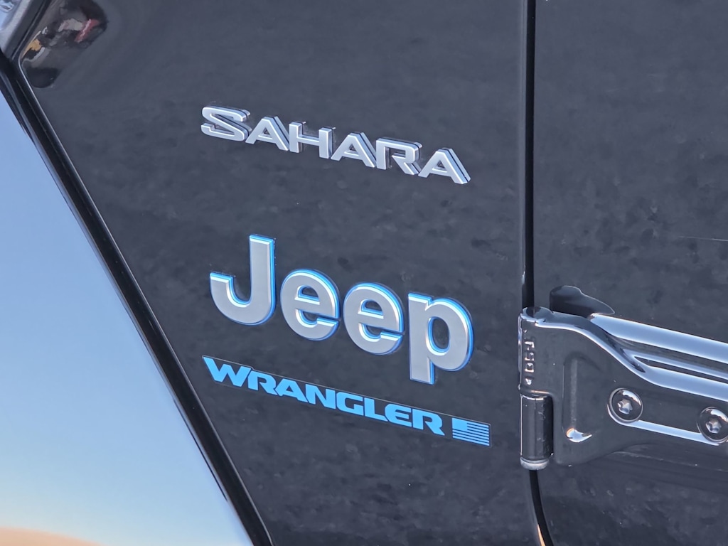 Thumbnail: 2024 Jeep Wrangler - 7