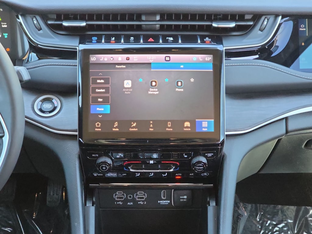 Thumbnail: 2023 Jeep Grand Cherokee - 15