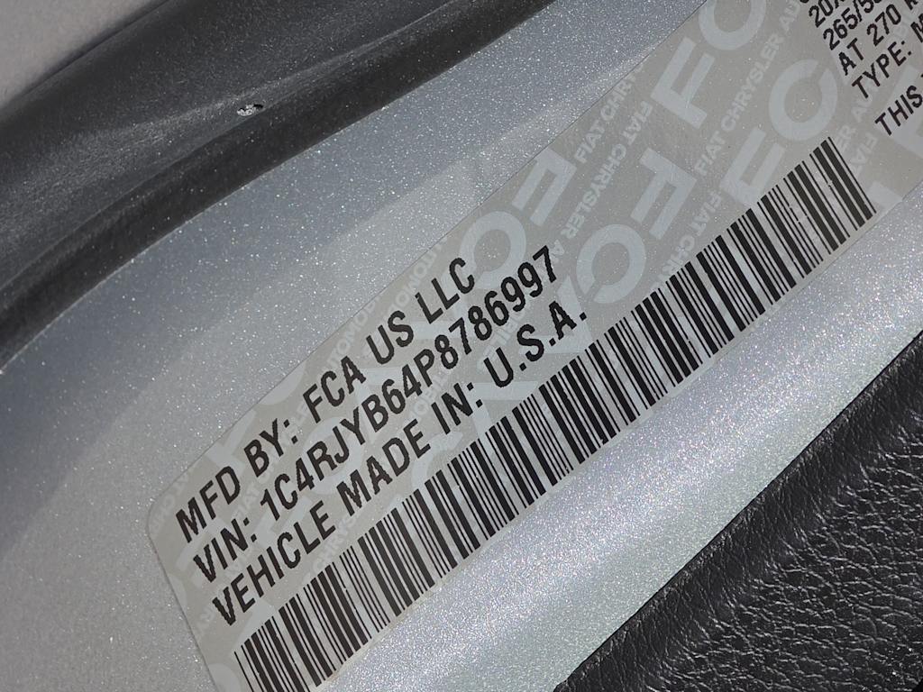 Thumbnail: 2023 Jeep Grand Cherokee - 25