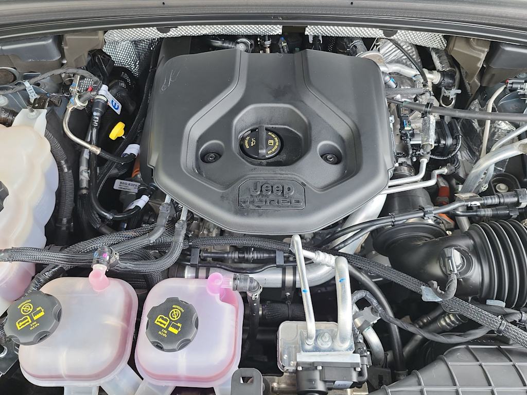 Thumbnail: 2024 Jeep Grand Cherokee - 9