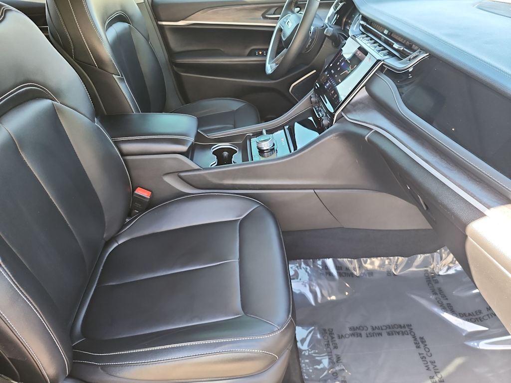 Thumbnail: 2024 Jeep Grand Cherokee - 21