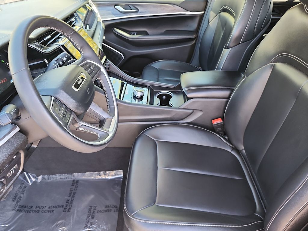 Thumbnail: 2024 Jeep Grand Cherokee - 11