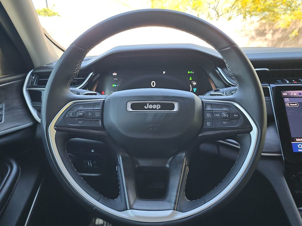 Thumbnail: 2024 Jeep Grand Cherokee - 14
