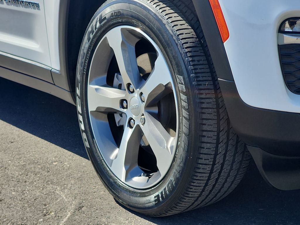 Thumbnail: 2023 Jeep Grand Cherokee - 8