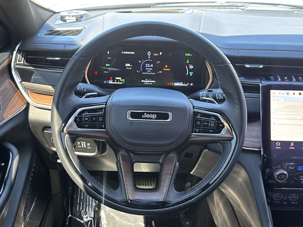 Thumbnail: 2024 Jeep Grand Cherokee - 9