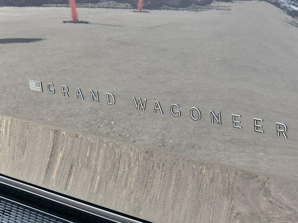 Thumbnail: 2026 Jeep Grand Wagoneer L - 7