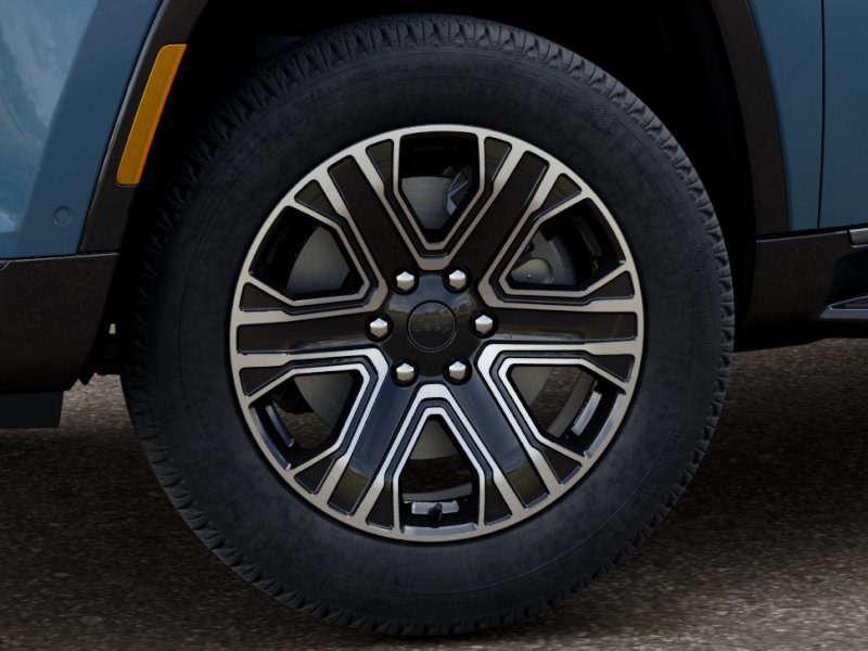 Thumbnail: 2026 Jeep Grand Wagoneer L - 22