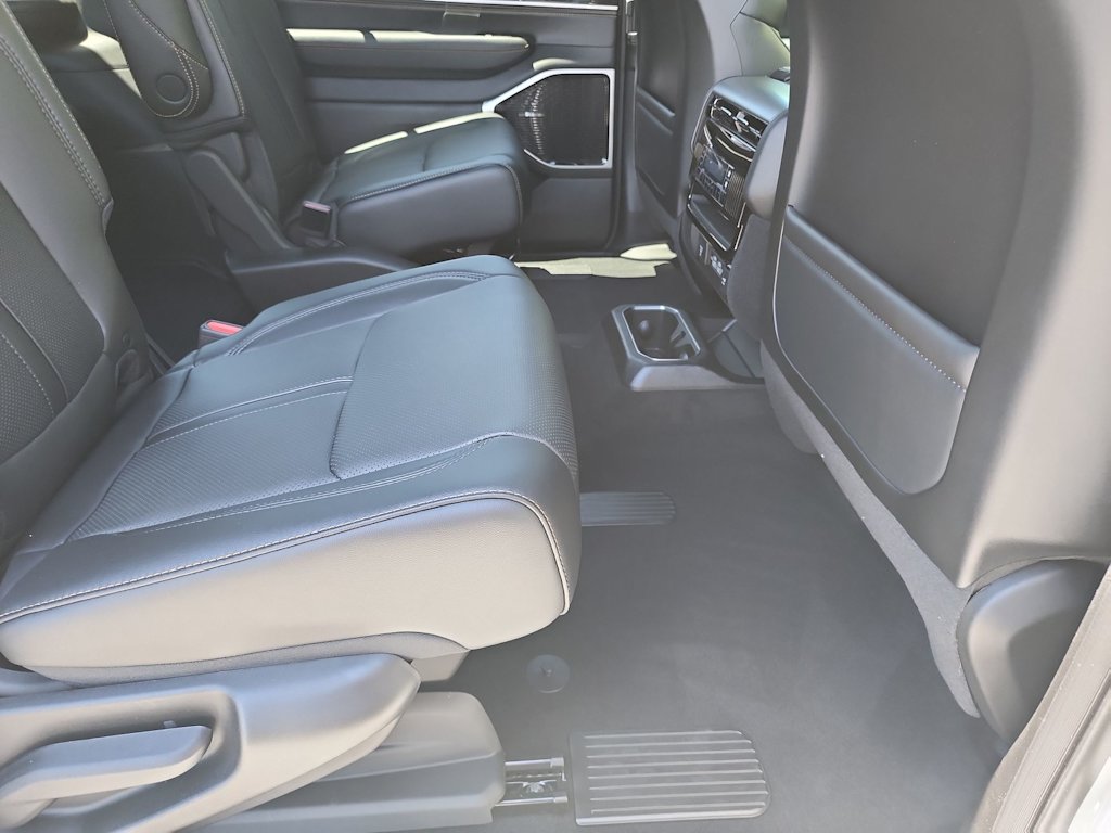 Thumbnail: 2026 Jeep Grand Wagoneer - 12