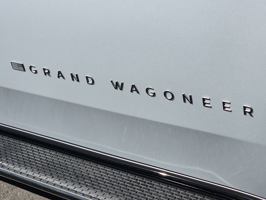 Thumbnail: 2026 Jeep Grand Wagoneer - 7