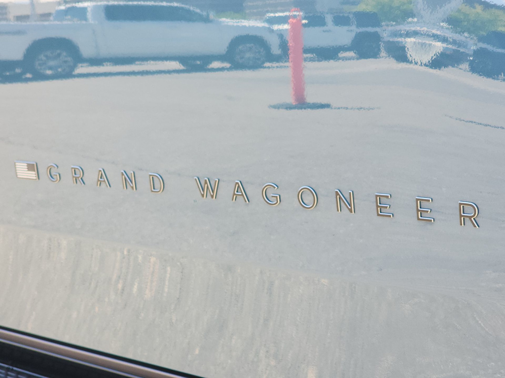 Thumbnail: 2026 Jeep Grand Wagoneer - 19