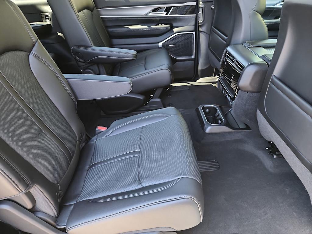 Thumbnail: 2026 Jeep Grand Wagoneer - 13