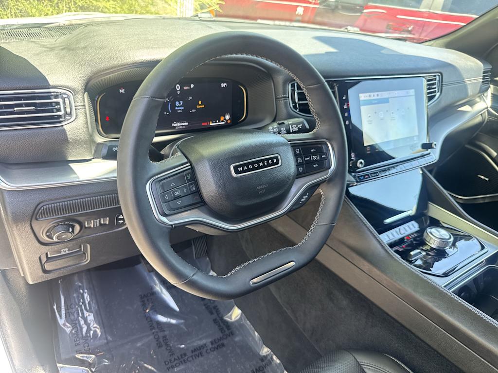 Thumbnail: 2023 Jeep Wagoneer - 2