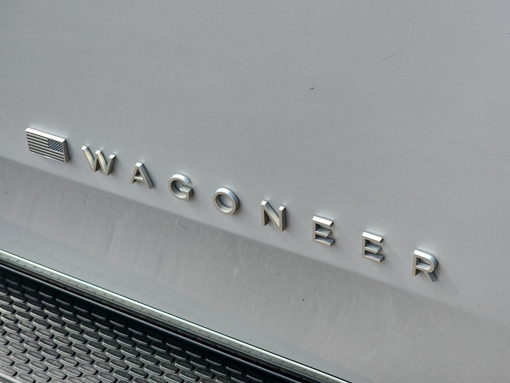 Thumbnail: 2022 Jeep Wagoneer - 6