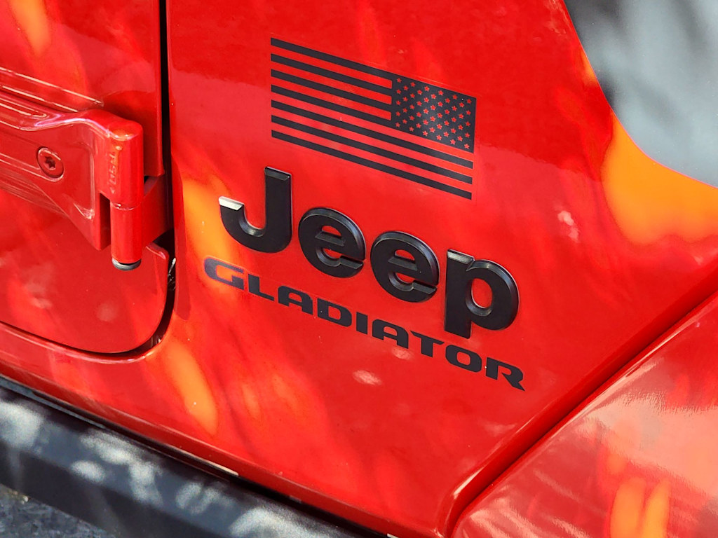 Thumbnail: 2021 Jeep Gladiator - 7