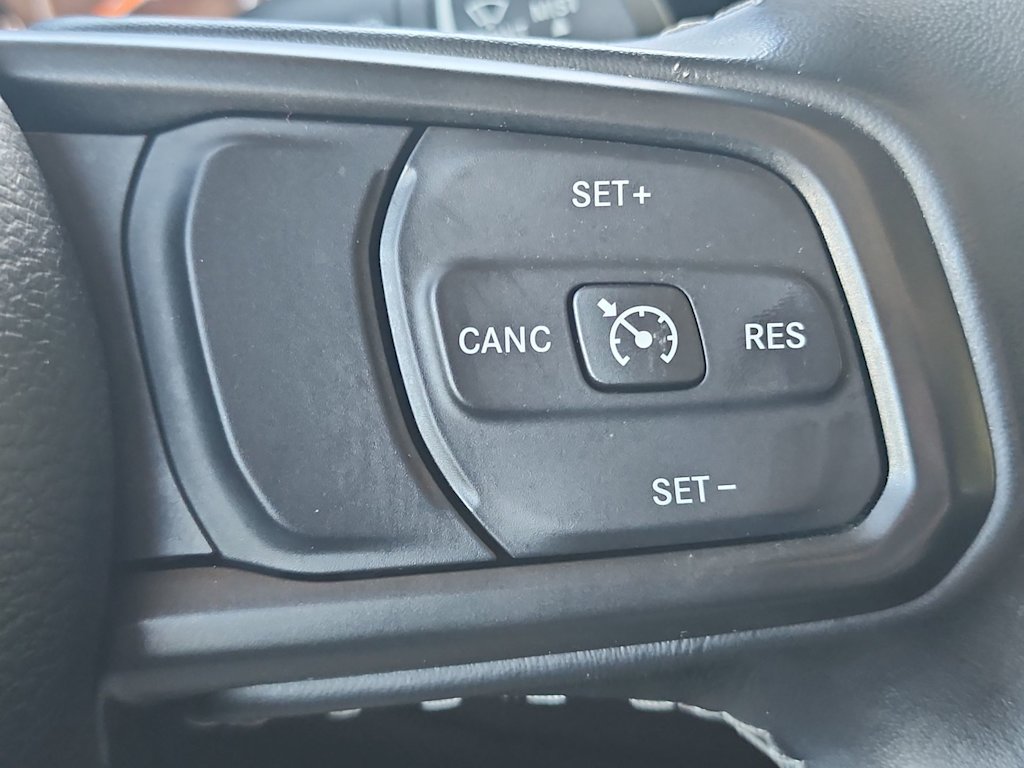 Thumbnail: 2021 Jeep Gladiator - 27