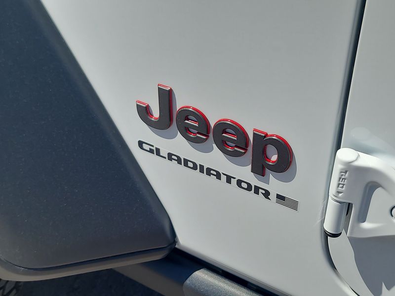 2024 Jeep Gladiator Rubicon 7