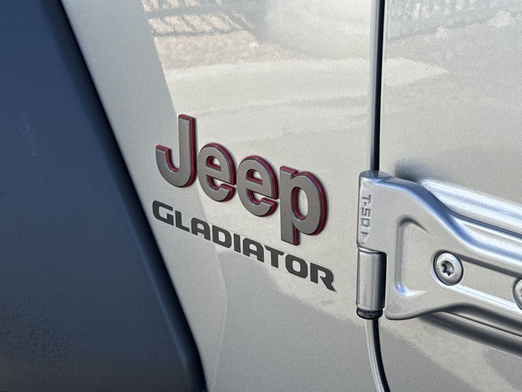 Thumbnail: 2021 Jeep Gladiator - 7