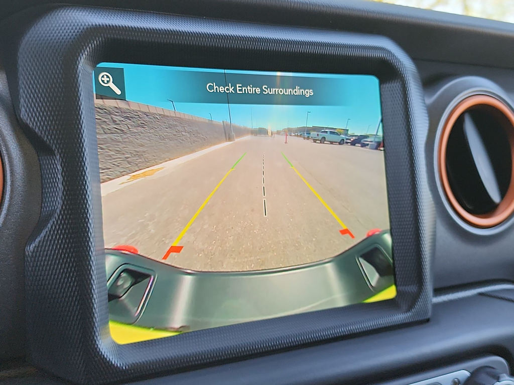 Thumbnail: 2023 Jeep Gladiator - 23