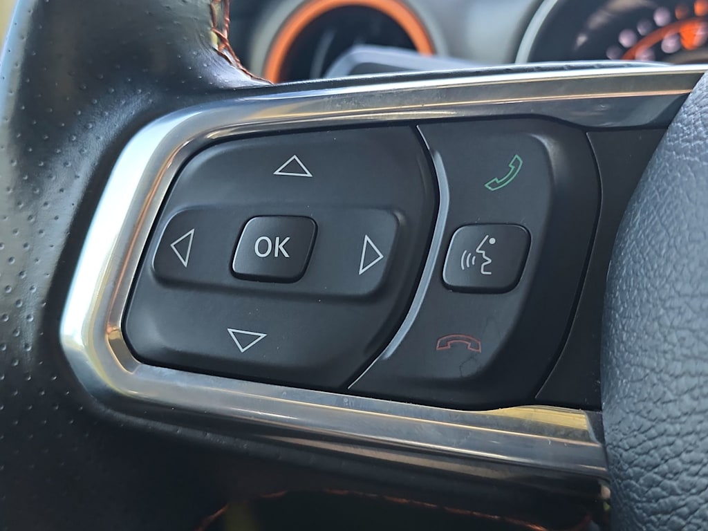 Thumbnail: 2023 Jeep Gladiator - 24