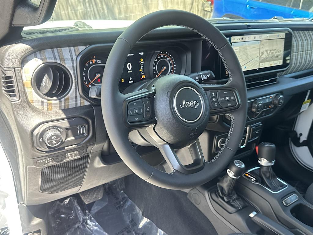 Thumbnail: 2026 Jeep Gladiator - 2