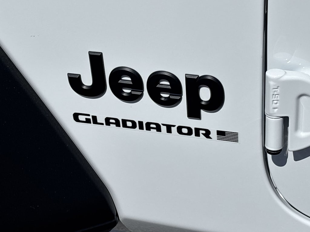 Thumbnail: 2025 Jeep Gladiator - 7