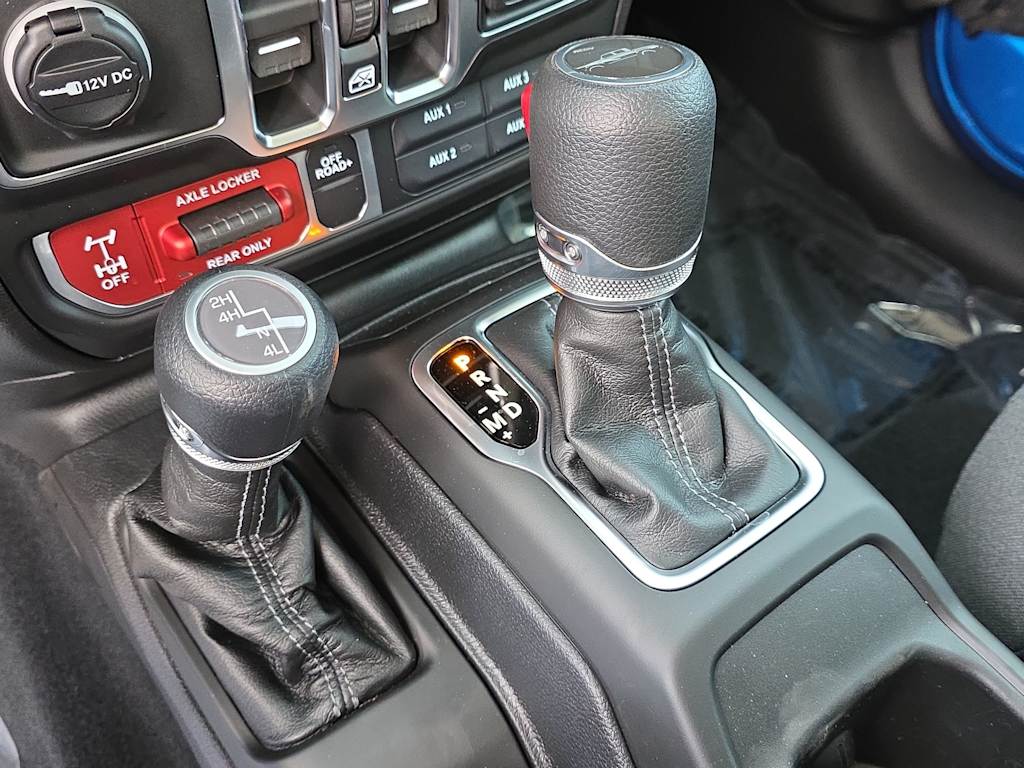 Thumbnail: 2026 Jeep Gladiator - 16