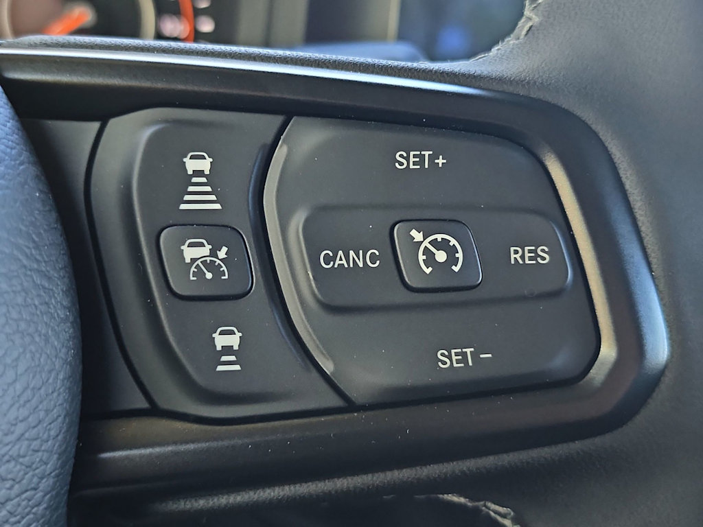 Thumbnail: 2026 Jeep Gladiator - 24