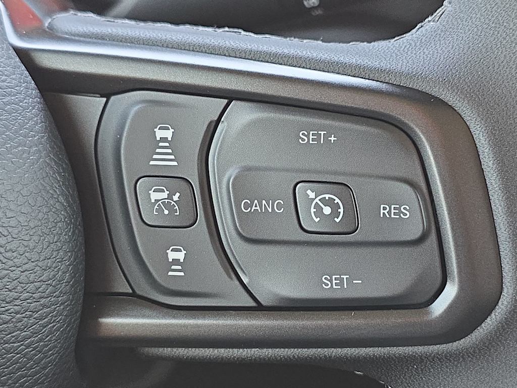 Thumbnail: 2026 Jeep Gladiator - 28