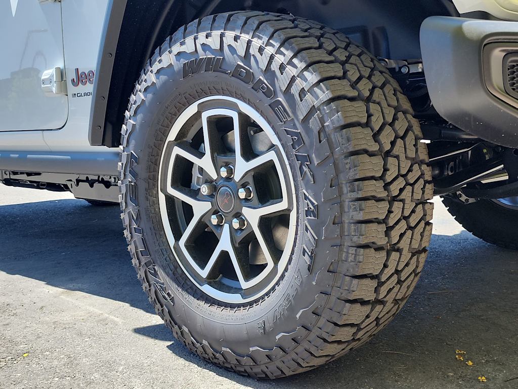 Thumbnail: 2026 Jeep Gladiator - 8