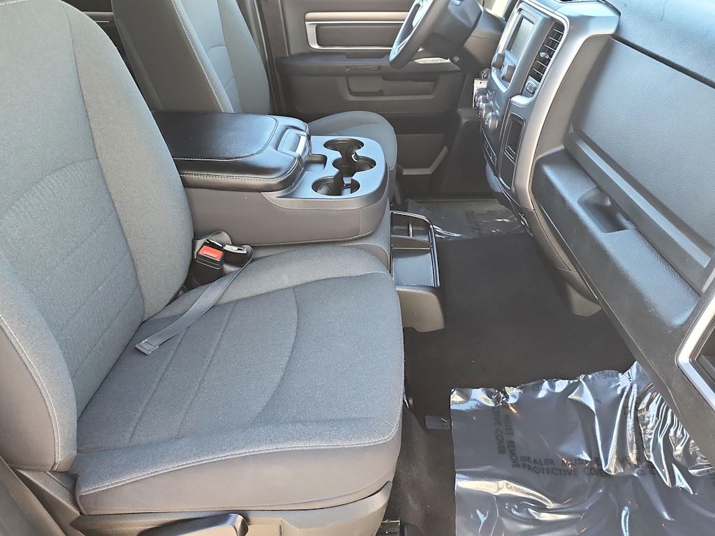 Thumbnail: 2024 RAM 1500 - 23