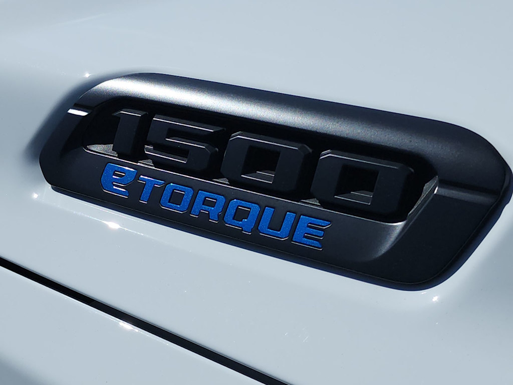 Thumbnail: 2026 RAM 1500 - 6
