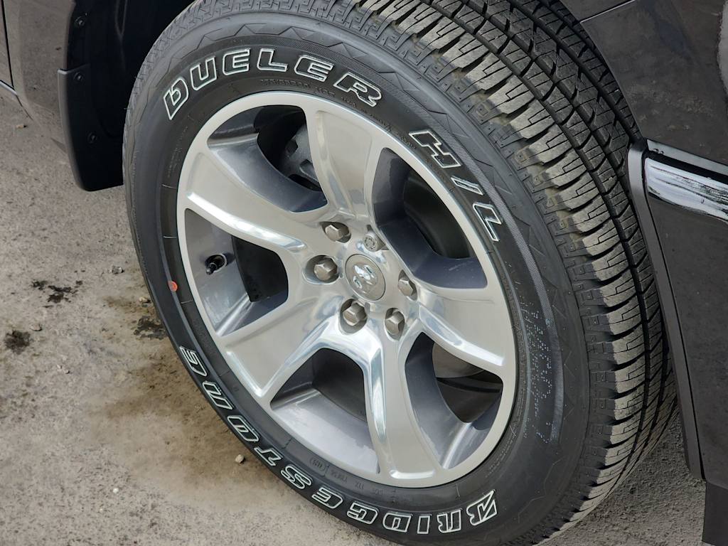 Thumbnail: 2026 RAM 1500 - 8